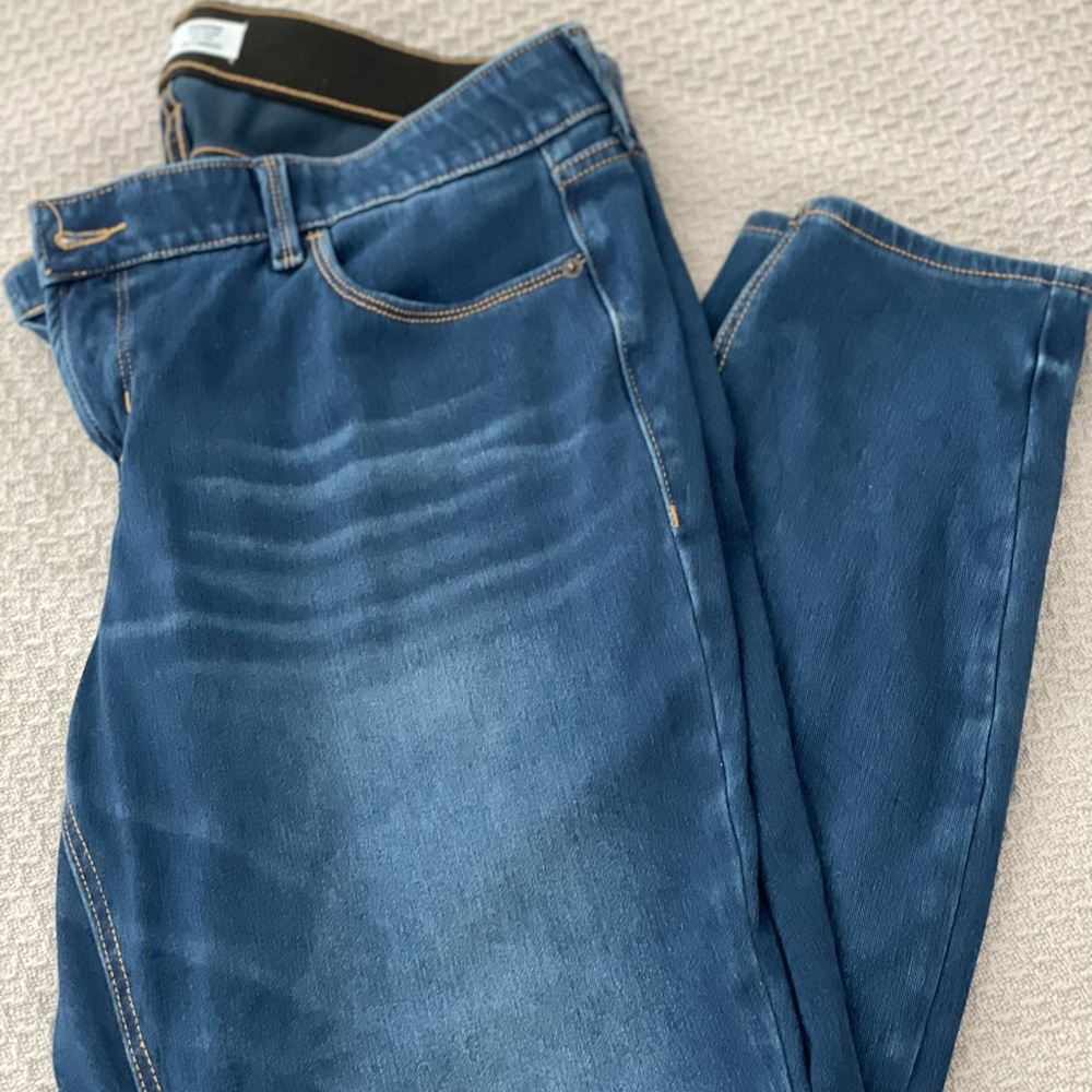 Old Navy Women’s Plus Rockstar Super Skinny High Rise 24/7 Sculpt Size 20 Jeans